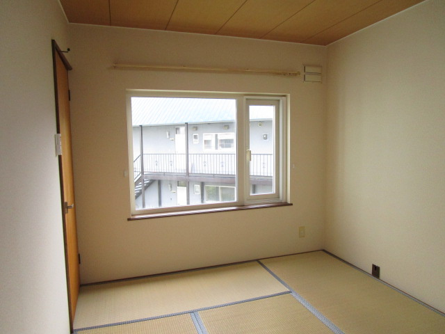 岡本マンションの和室