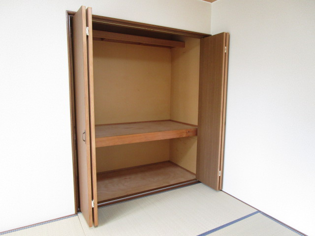 岡本マンションの収納