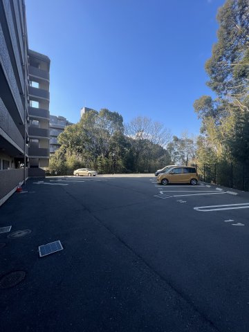 日恵コーポの駐車場