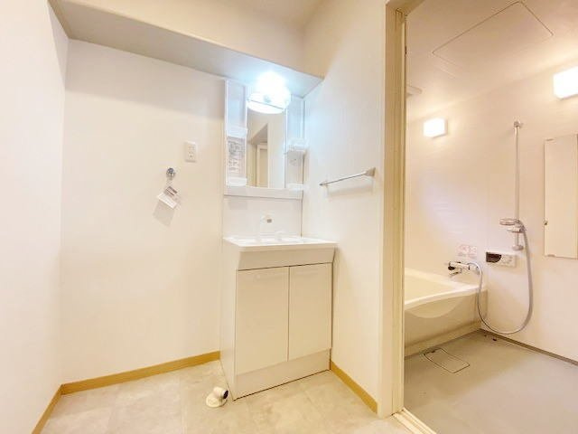 ヴィラ響　Ａの洗面所