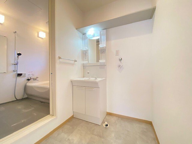 ヴィラ響　Ａの洗面所