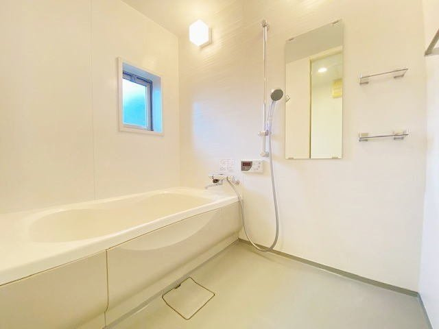 ヴィラ響　Ａの浴室