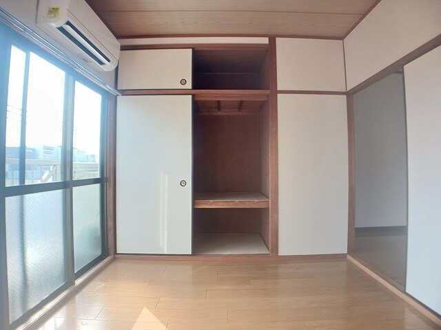天野ビルの収納