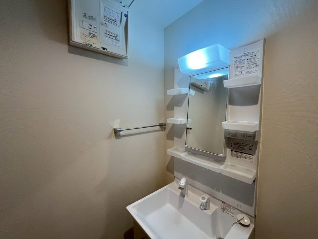 マイムの洗面所