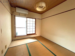 リラックスできるプライベート空間で、快適な睡眠をサポート。個人の好みに合わせたインテリアや寝具で心地良さを追求。プライベートな時間を過ごし、リフレッシュする場所におすすめです。