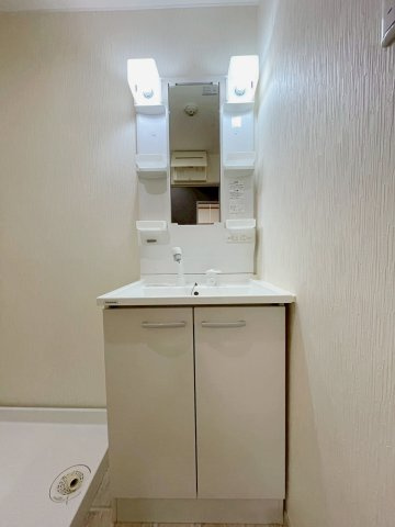 メゾンマリーゴールドの洗面所|洗面所です