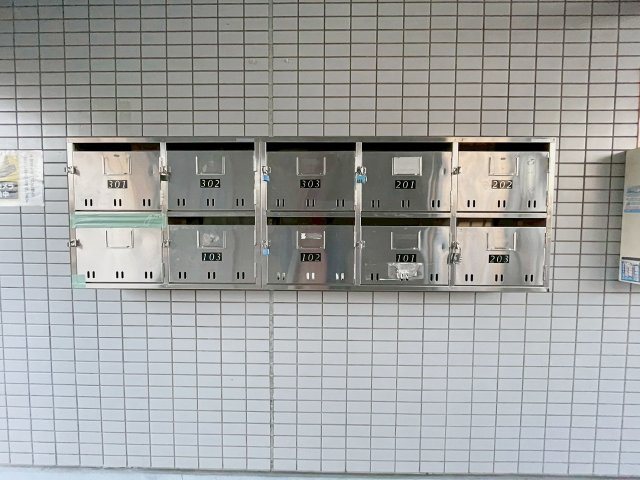 メゾンマリーゴールドのロビー|落ち着いたロビーです