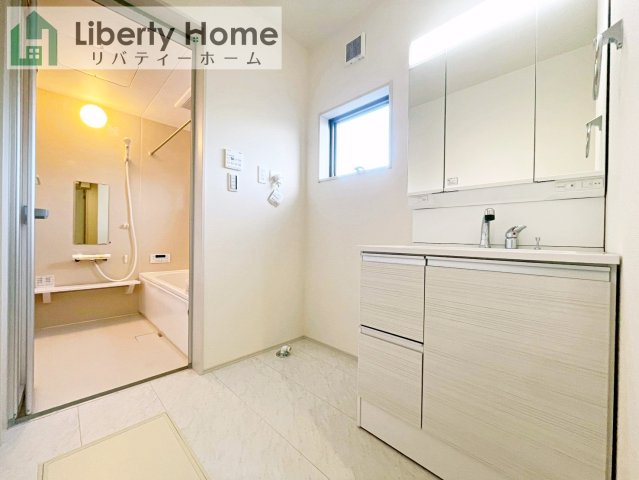 第1下妻市鎌庭　新築戸建　2号棟の脱衣所