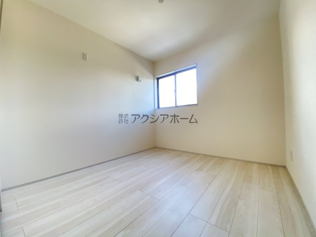飯能市双柳・全11棟　新築一戸建　3号棟　の子供部屋|北西側洋室5.2帖
