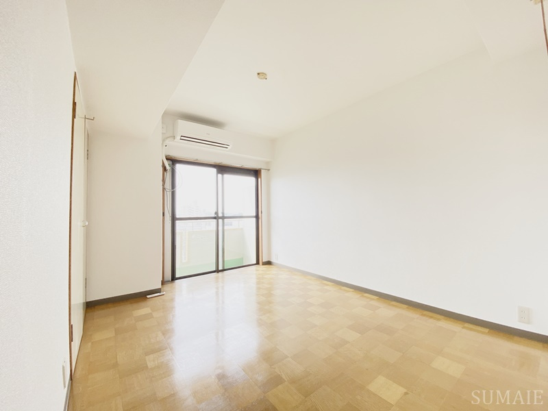 柴又ＳＴマンションの居間・リビング