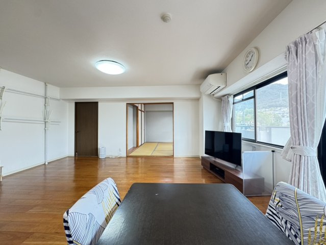 シャルマンコーポ神戸花山の居間・リビング