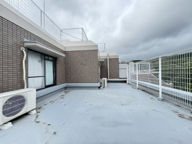 シャルマンコーポ神戸花山のバルコニー