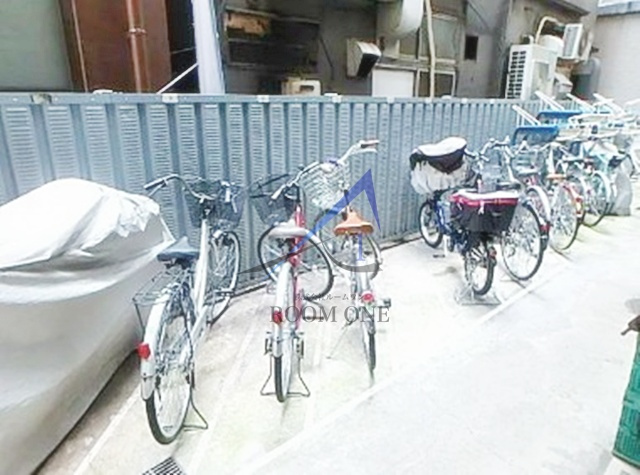 ロイヤルプラザ森下のその他共用部分|駐輪場です。