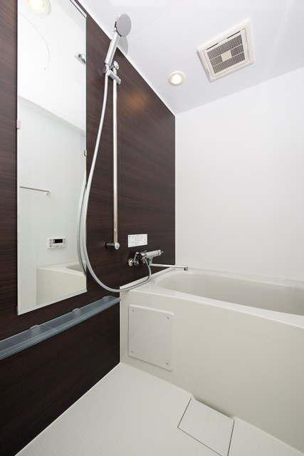 新品家具付きマンション西中洲12B(KaGood福岡)の浴室