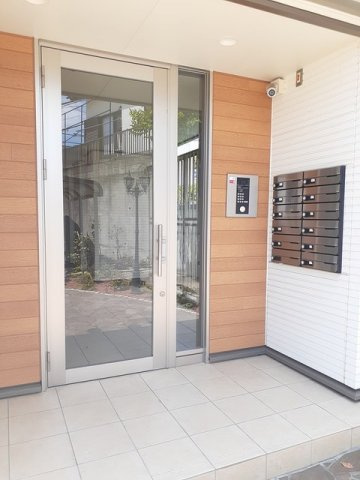 シリウス柏のエントランス|清潔なエントランスです