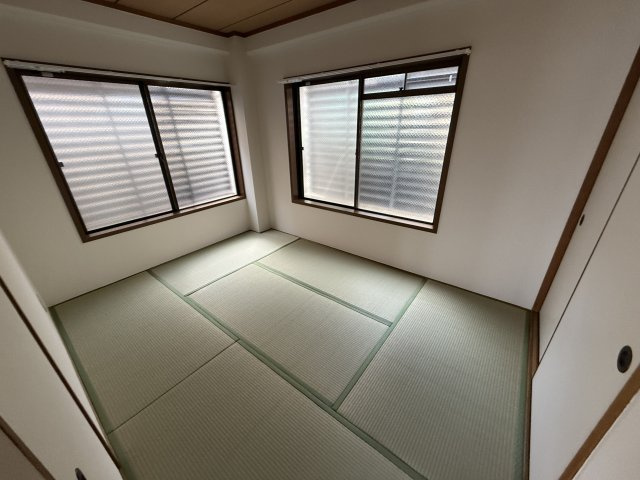 メゾン桜塚の和室