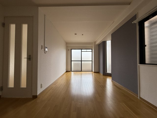 メゾン桜塚の寝室