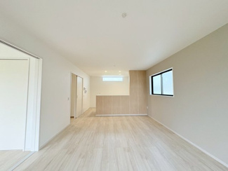 【居間・リビング】 | 坂戸市片柳　新築分譲　東武東上線『北坂戸駅』徒歩17分　【片柳小学区】