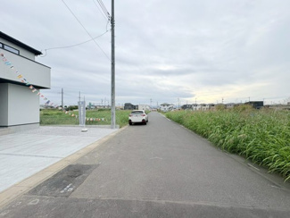 【前面道路含む現地写真】 | 坂戸市片柳　新築分譲　東武東上線『北坂戸駅』徒歩17分　【片柳小学区】