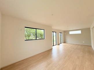 【居間・リビング】 | 坂戸市片柳　新築分譲　東武東上線『北坂戸駅』徒歩17分　【片柳小学区】