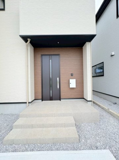 【玄関】 | 坂戸市片柳　新築分譲　東武東上線『北坂戸駅』徒歩17分　【片柳小学区】