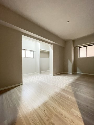 パレグレィス・ヒエダの居間・リビング