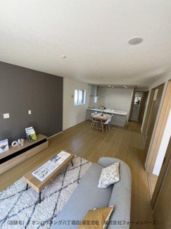 【居間・リビング】 | GRAN　FELIDIA佐倉市上志津4期 | LDKの一体感が心地よい、開放的な空間です。家族との会話が弾む対面キッチンで、毎日の暮らしを豊かにします。