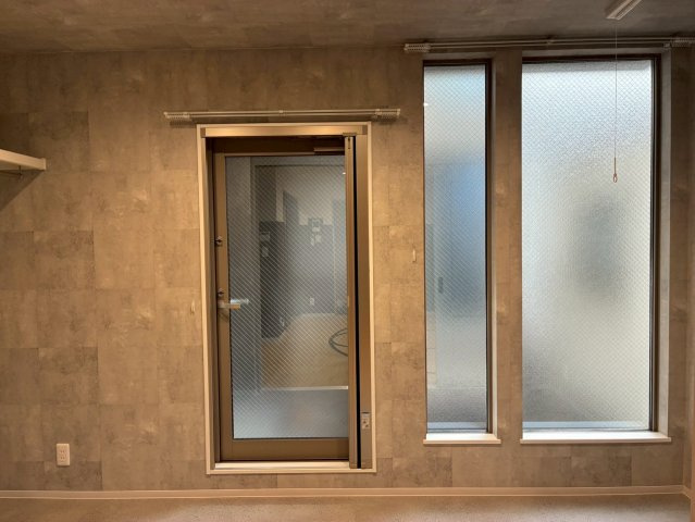 サルースの内装