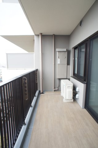 プライムメゾン江古田の杜イーストのバルコニー