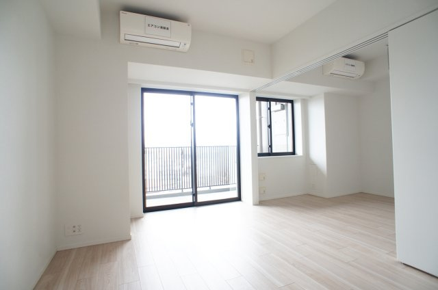 プライムメゾン江古田の杜イーストの居間・リビング