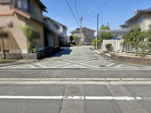 【前面道路含む現地写真】 | 津市河芸町上野 | 前面道路