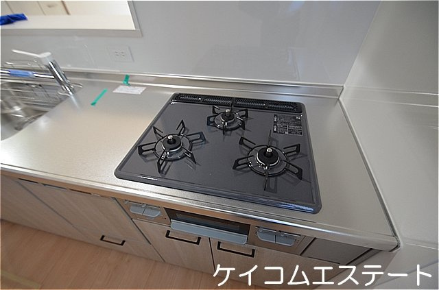 サンラプロ永犬丸南のキッチン|同タイプの画像となります