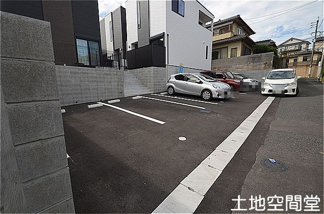 サンラプロ永犬丸南の駐車場|11/11撮影