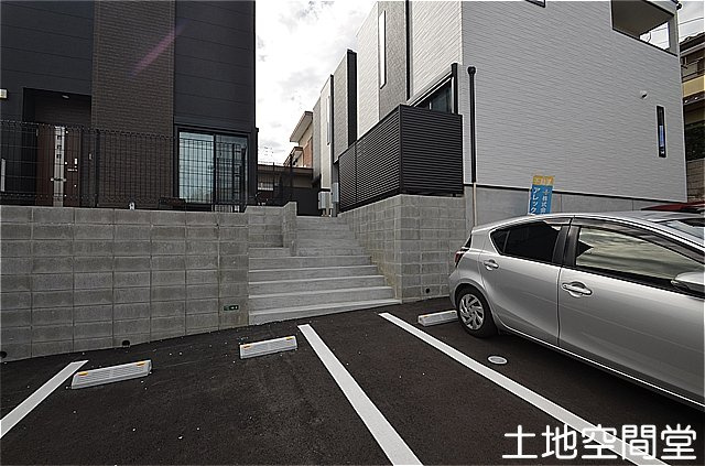 サンラプロ永犬丸南のエントランス|残りB棟