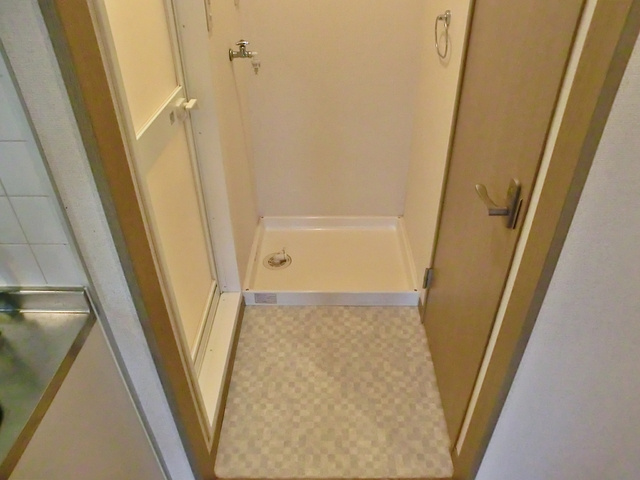 ＴＫグレイスビル２のその他|脱衣スペース兼洗濯機置き場です。