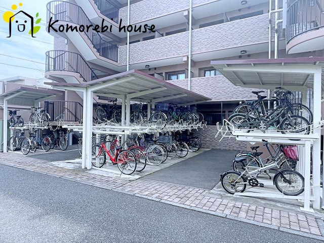 ネオステージ大宮の駐車場|9/18　撮影済み
