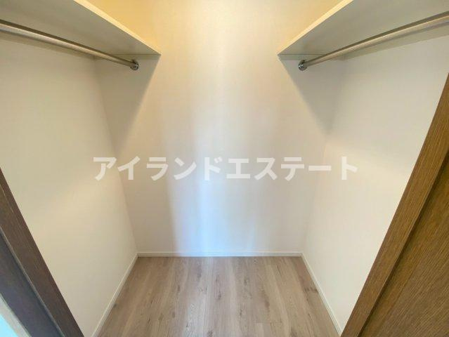 SOCIETY KAKINOKIZAKA ANNEX　敷地内駐車場有　オートロック　ファミリー向けの収納