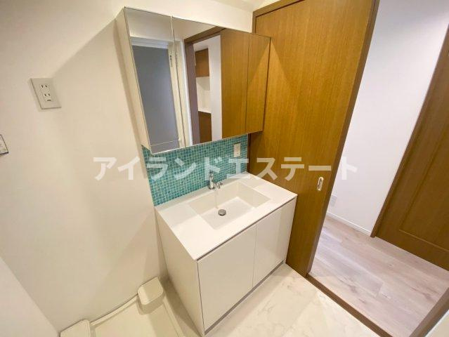 SOCIETY KAKINOKIZAKA ANNEX　敷地内駐車場有　オートロック　ファミリー向けの洗面所