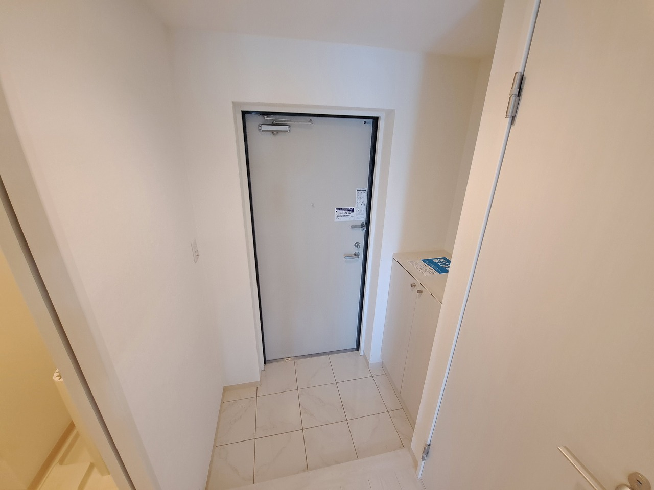 甲子園ガーデンズの玄関