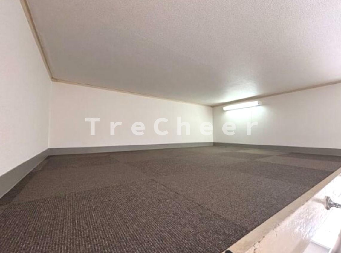 若木ハイツの洋室