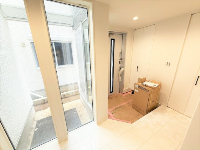 【玄関】 | 【仲介手数料６００万円が無料！！】■尾山台駅４分■５ＬＤＫ■プレミアム仕様