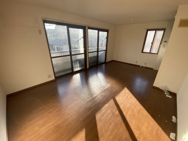 ヴィラウィッシュＡの居間・リビング