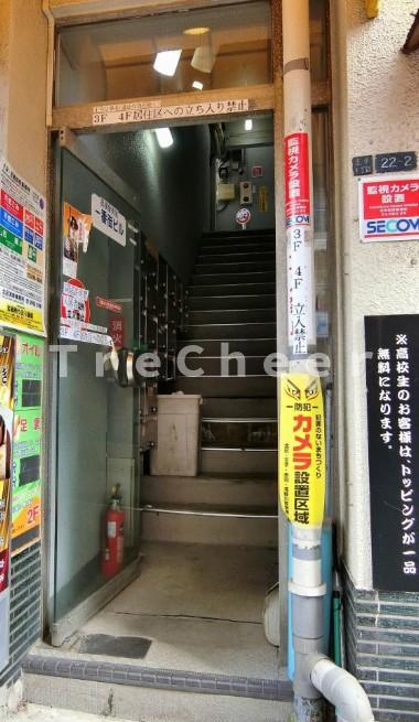 王子一番街ビルのエントランス