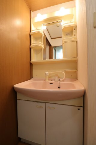 アーバンヒル広川の独立洗面台