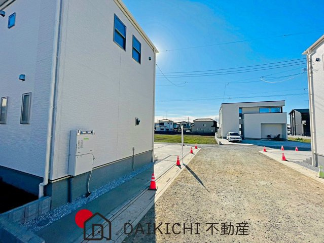 【前面道路含む現地写真】 | 鴻巣市松原2期　Livele Garden.S　新築戸建　全4棟　3号棟