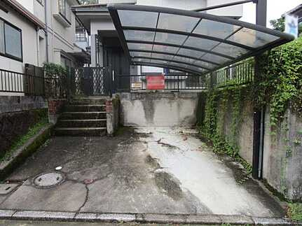 広島市安佐南区高取南３丁目　中古一戸建て(JS)の駐車場