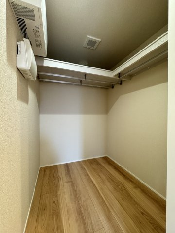  ルミエール　ドゥ―スの収納|大きなウォークインクローゼット♪