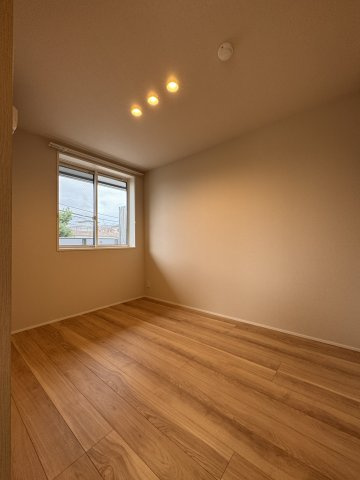  ルミエール　ドゥ―スの内装|洋室の写真になります♪