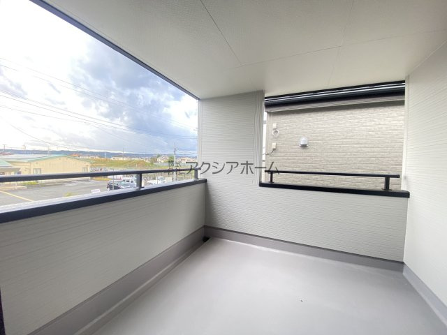 飯能市双柳・全11棟　新築一戸建　8号棟　のバルコニー