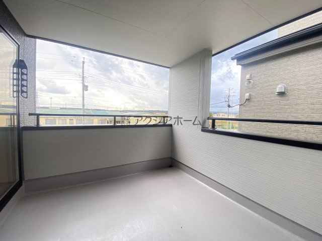 飯能市双柳・全11棟　新築一戸建　8号棟　のバルコニー